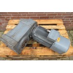 55 RPM 7,5 kW Asmaat 60 mm, Brake. Used.
